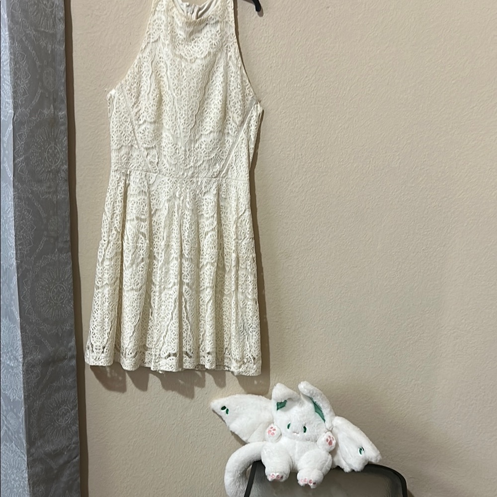 Elegant Cream Lace Dress